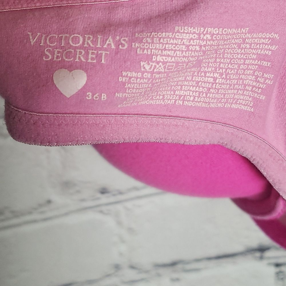 Victoria's Secret Pink Bra - Picture 9 of 9